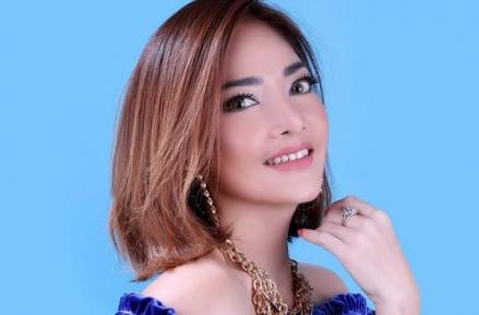 Bisnis Kulinernya Terus Merugi, Irma Darmawangsa Ngaku Siap Jual Rumah untuk Bertahan (FOTO:MNC Media)