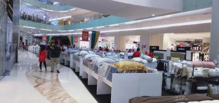 Lebih Longgar, Simak Aturan Terbaru Masuk Mal di PPKM Level 4. (Foto: MNC Media)