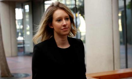 Elizabeth Holmes pernah dijuluki perempuan miliarder termuda di dunia oleh majalah Forbes.  (Foto: MNC Media)