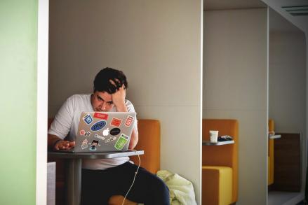 5 Tanda Gagal dalam Ujian Hidup, Waspadai Agar Tidak Terjebak dengan Mindset Negatif. (Foto: Freepik)