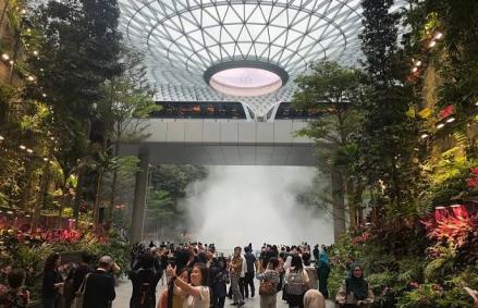 Bandara Changi Singapura Bangun Mega Terminal di 2025, Hubungkan 200 Kota. Foto: MNC Media.