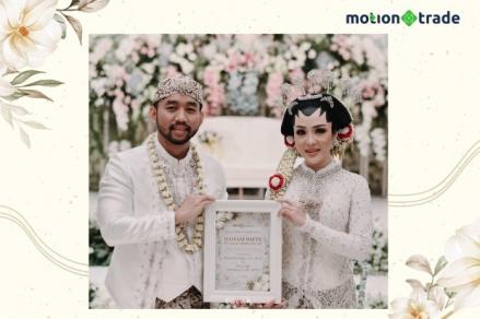 Nasabah MNC Sekuritas Ini Menikah Pakai Mahar 3.642 Lot Saham BMTR (FOTO: MNC Media)