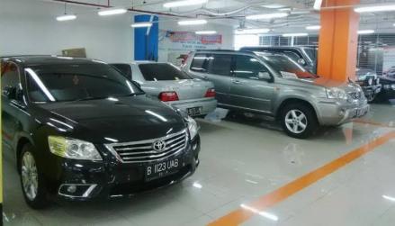 Menghitung estimasi biaya usaha cuci mobil. (Foto : MNC Media)