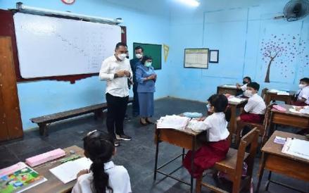 PTM Hari Pertama Ajaran Baru, Sekolah di DKI Terapkan Disiplin Prokes  (Dok.MNC)
