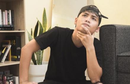Tak Kebagian Hampers Vespa dari Arief Muhammad, Bintang Emon Kesal. (Foto: MNC Media)