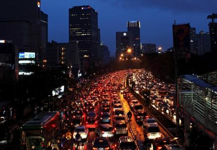 Jakarta Rugi Rp100 Triliun per Tahun karena Kemacetan Lalu Lintas (iNews Media Group)