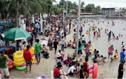 Masyarakat Mudik Sambil Wisata, Perputaran Uang selama Libur Lebaran Capai Rp240 Triliun. (Foto: MNC Media)