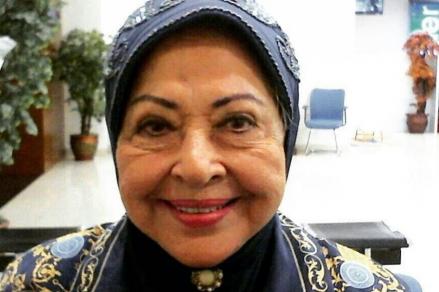 Mieke Wijaya Akan Dimakamkan Satu Liang dengan Mendiang Suaminya