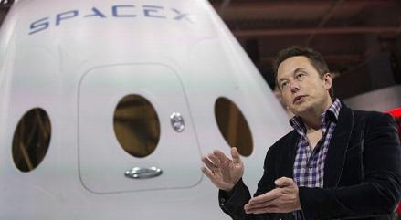 Luhut Klaim Elon Musk Bakal Bangun Jaringan Internet di IKN, OIKN Angkat Bicara (foto: MNC Media)