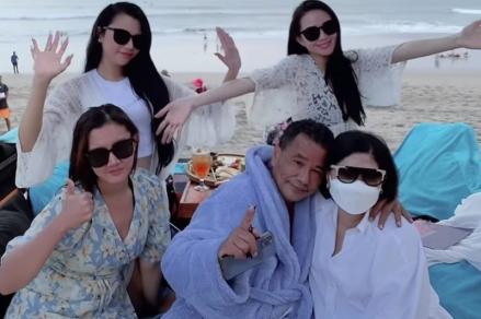 10 Aspri Tercantik Hotman Paris yang Tak Kalah dengan Selebritis