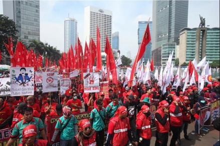 50 Ribu Buruh Bakal Gelar Aksi May Day di Istana, Ini Dua Tuntutannya (foto mnc media)