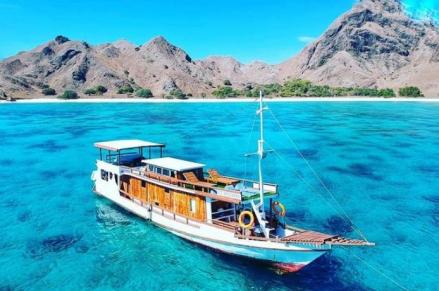 Kelebihan dan Kekurangan Open dan Private Trip, Simak Penjelasannya