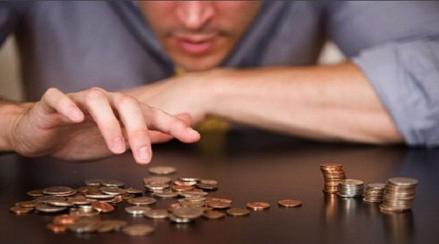 Lebih Baik Arisan atau Investasi? Begini Perbandingan Keuntungannya. (Foto: Freepik)