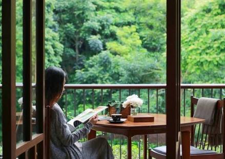 4 Artis Indonesia yang Punya Cafe di Bali, Siapa Saja?