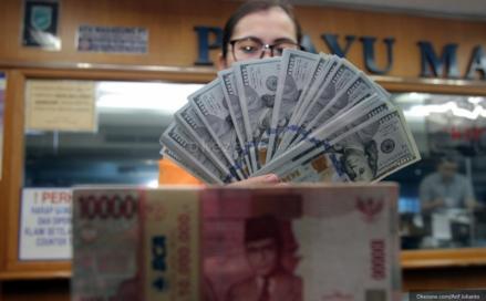 Sentimen Global Bikin Rupiah Tertekan hingga 1 Persen (Foto: MNC Media)