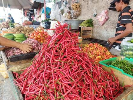 Cek Harga Pangan Awal Pekan, Cabai Rawit Merah Turun ke Rp60 Ribu per Kilogram (FOTO:MNC Media)