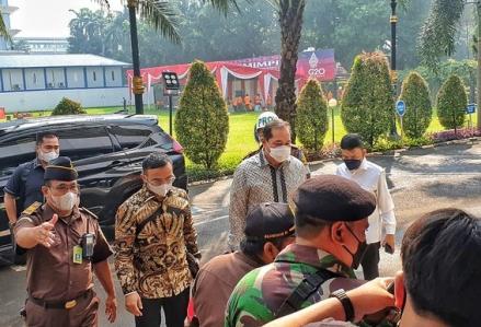 Penuhi Panggilan Kejagung Terkait Mafia Minyak Goreng, Eks Mendag Irit Bicara