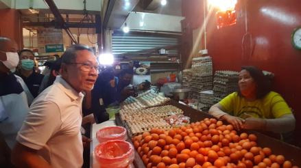 Pedagang Pasar Curhat Telur Mahal, Zulhas: Harap Dimaklumi (Dok.MNC)