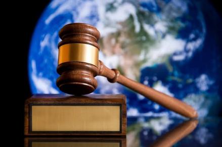 Begini Penjelasan dan Contoh Sumber Hukum Internasional. (Foto: Hukum Online/Adv)