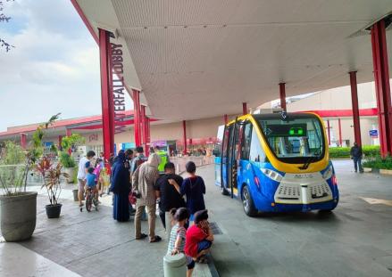 Warga BSD Merapat! Kini Bisa Jajal Bus Listrik Tanpa Sopir, Gratis! (FOTO:MNC Media)