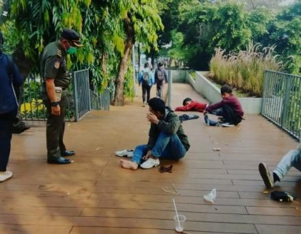 Wagub DKI Buka Suara Soal ABG Citayam Tidur di Trotoar Dukuh Atas (FOTO:MNC Media)