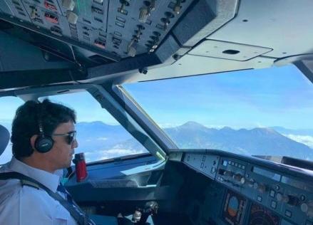 Intip Profil Capt Boy Awalia, Pilot Citilink yang Meninggal Setelah Landing di Juanda. (FOTO:MNC Media)