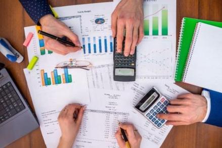 Tingkatkan Literasi Keuangan, Dirut BRI Finance Ajak Mahasiswa Diversifikasi Portofolio. Foto: MNC Media.