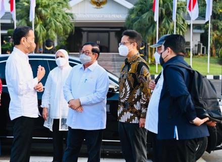Berangkat ke Kalimantan Barat, Jokowi Resmikan Terminal Kijing Pelabuhan Pontianak (foto: MNC Media)