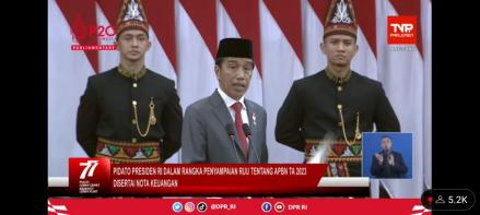 Jokowi : Laju Inflasi Indonesia Lebih Moderat, Namun Ada Konsekuensinya. (Foto: Tangkapan layar Youtube DPR RI)