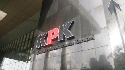 KPK Telusuri Aliran Uang Suap Pengurusan HGU di Kanwil BPN Riau. (Foto: MNC Media)