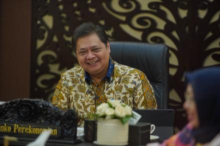 Pembangunan Pabrik Tak Kunjung Rampung, Airlangga Ancam Cabut Status Special Economic Zones BYD. Foto: MNC Media.