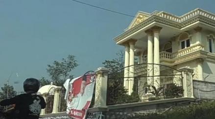 Ada Rumah Mewah Tersembunyi di Tengah Hutan Minahasa, Minat Beli?