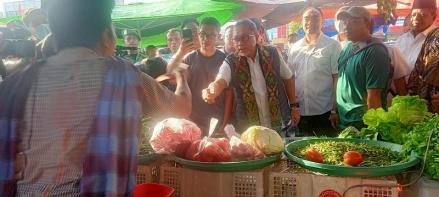 Sidak ke Pasar Pekanbaru, Mendag: Harga Pangan Relatif Stabil (Foto: Banda Haruddin/MNC Media).