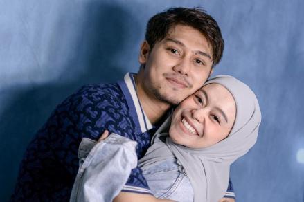 Rizky Billar akan Donasikan Hasil Lelang Mobilnya untuk Palestina (FOTO:MNC Media)