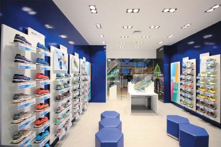 Asics akan meningkatkan porsi produksi sepatunya di India menjadi 40 persen dalam beberapa tahun ke depan. (foto: iNews Media)