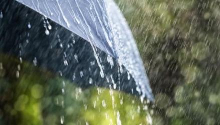 BMKG: Waspada Hujan Lebat, Angin Kencang Serta Gelombang Tinggi. (Foto: MNC Media)