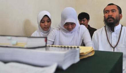Sumber Kekayaan Syekh Puji, Pemilik Pesantren yang Viral Nikahi Gadis 12 Tahun. (FOTO: MNC Media)