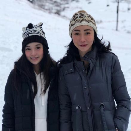 Pekerjaan Susana Rahardjo, Ibu Influencer yang Sukses Kelola Bisnis Karaoke