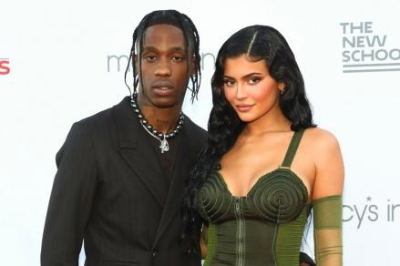 Kylie Jenner dan Travis Scott Siap Jual Rumah Pertama Mereka Seharga Rp211 Miliar