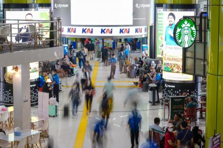 KAI Catat Sejuta Orang Gunakan Kereta Api selama Masa Libur Nataru