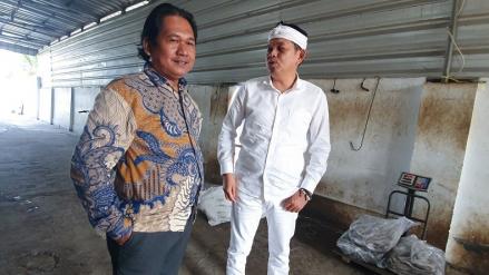 Pria Ini Dulu Jual Pindang Kini Sukses Jadi Pemasok Ikan, Pendapatannya Miliaran