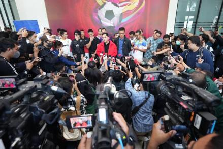 Atta Halilintar Sampai Kaesang Antar Erick Thohir Daftar Jadi Ketum PSSI. (Foto: MNC Media)