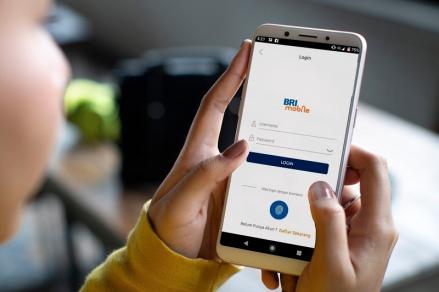 Cara Transfer ke Sesama BRI Lewat ATM, BRImo, Internet Banking, BRILink, dan SMS. (Foto: MNC Media)