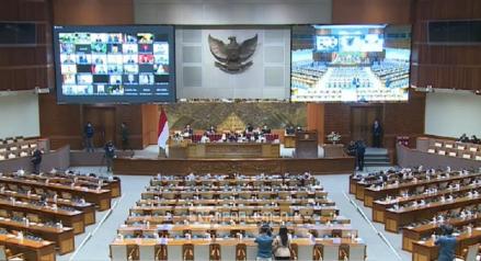 DPR Terima Tujuh Surat dari Jokowi, Salah Satunya Ada Perppu Ciptaker. (Foto: Screenshot TV Parlemen).