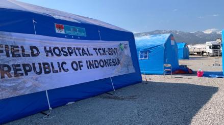 Tak Hanya Hibahkan RS Lapangan, RI Kirim Empat Kontainer Makanan Instan ke Turki (FOTO:MNC Media)