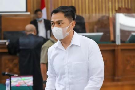 Dijatuhi Vonis 10 Bulan Penjara, Intip Besaran Gaji Arif Rahman (Foto: MNC Media)