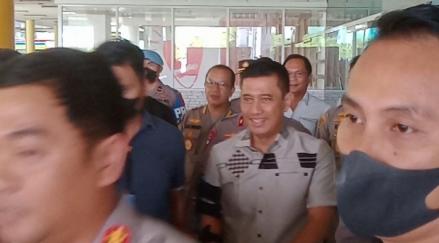Dua Pekan Dirawat di Jakarta, Kapolda Jambi Pulang Kampung dengan Kondisi Sehat. (Foto: Azhari/MNC Media)