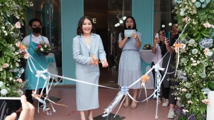 Dapat Inspirasi saat Berlibur ke Eropa, Prilly Latuconsina Rambah Bisnis Baru