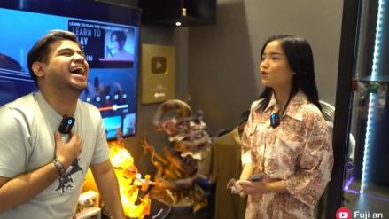 Youtuber Fadil Jaidi Koleksi Action Figure Jepang Seharga Rp30 Juta (FOTO:Youtube Fujian)