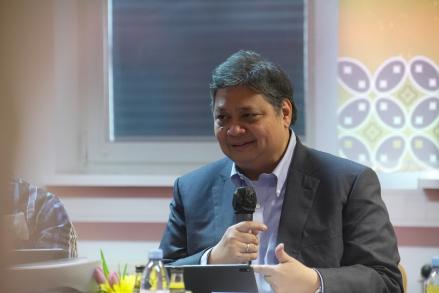 Bensin Mau Dicampur Bioetanol, Begini Penjelasan Airlangga